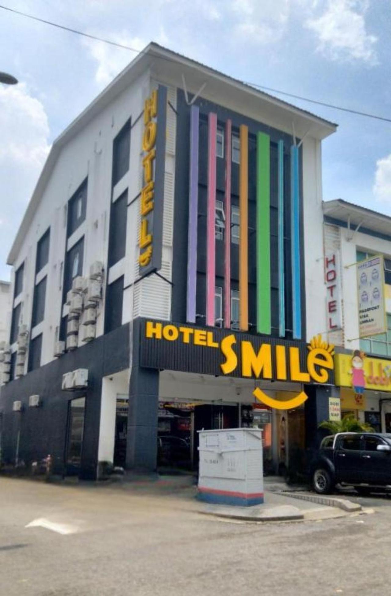 Smile Hotel Cheras Sri Permaisuri Kuala Lumpur Eksteriør billede